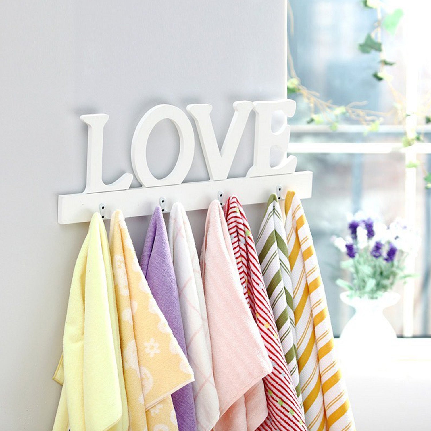 Creative Simple LOVE Decorative Wall Hangings Hanger